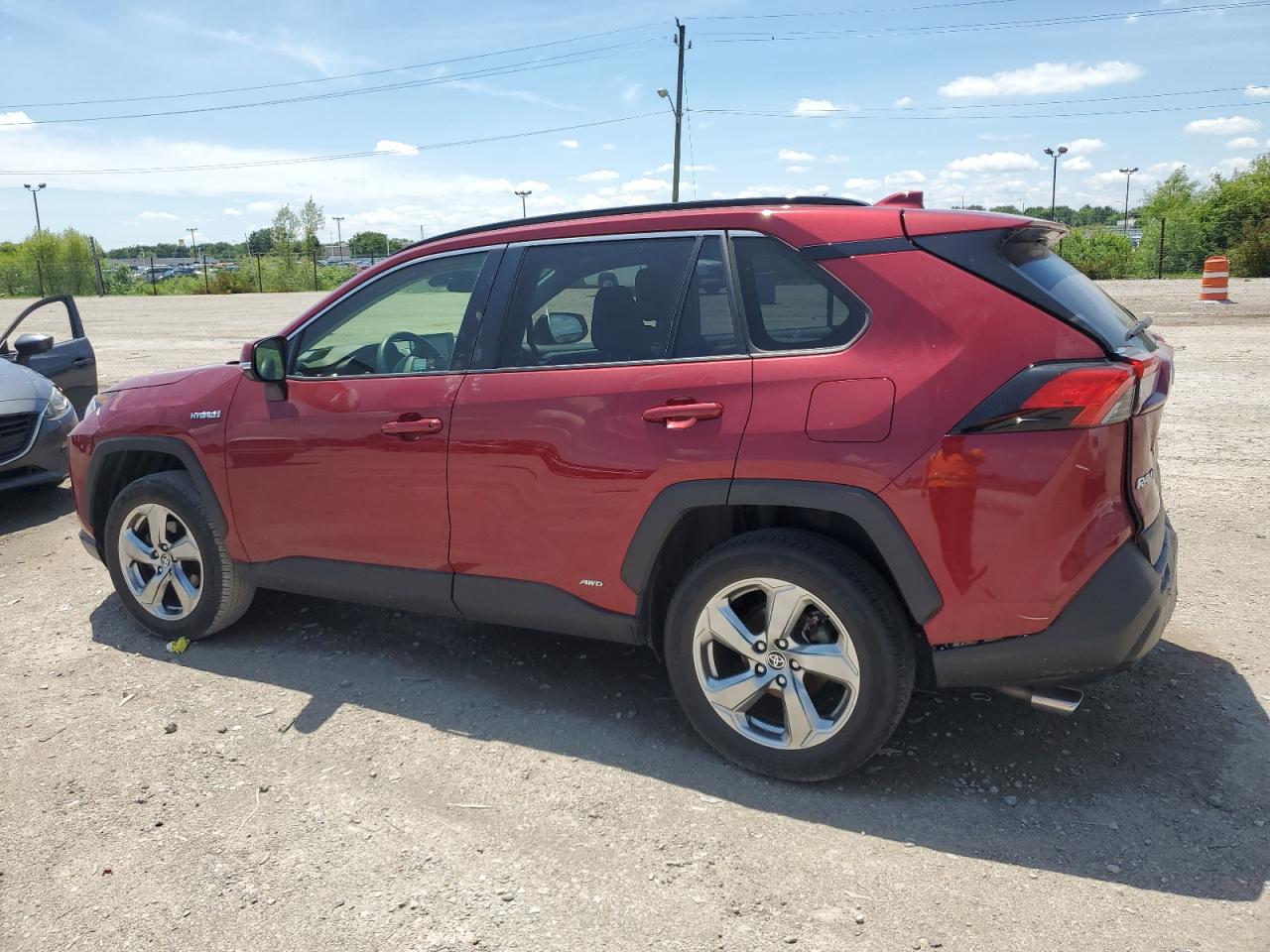 JTMB6RFV9MD011849 TOYOTA RAV4 2021
