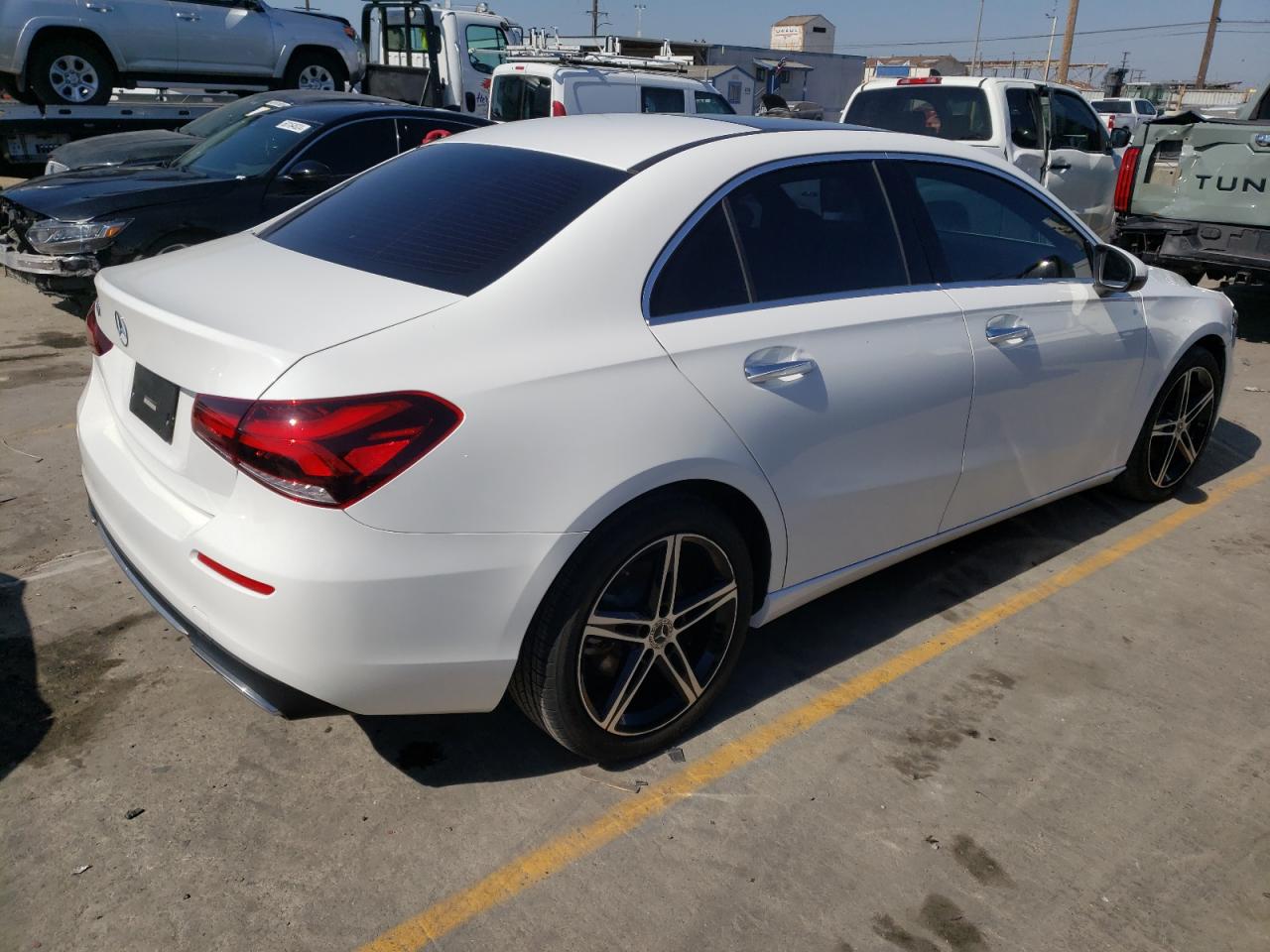 2021 Mercedes-Benz A 220 vin: W1K3G4EB0MJ309192