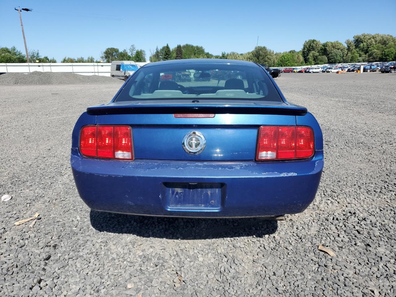 1ZVFT80N275353975 2007 Ford Mustang