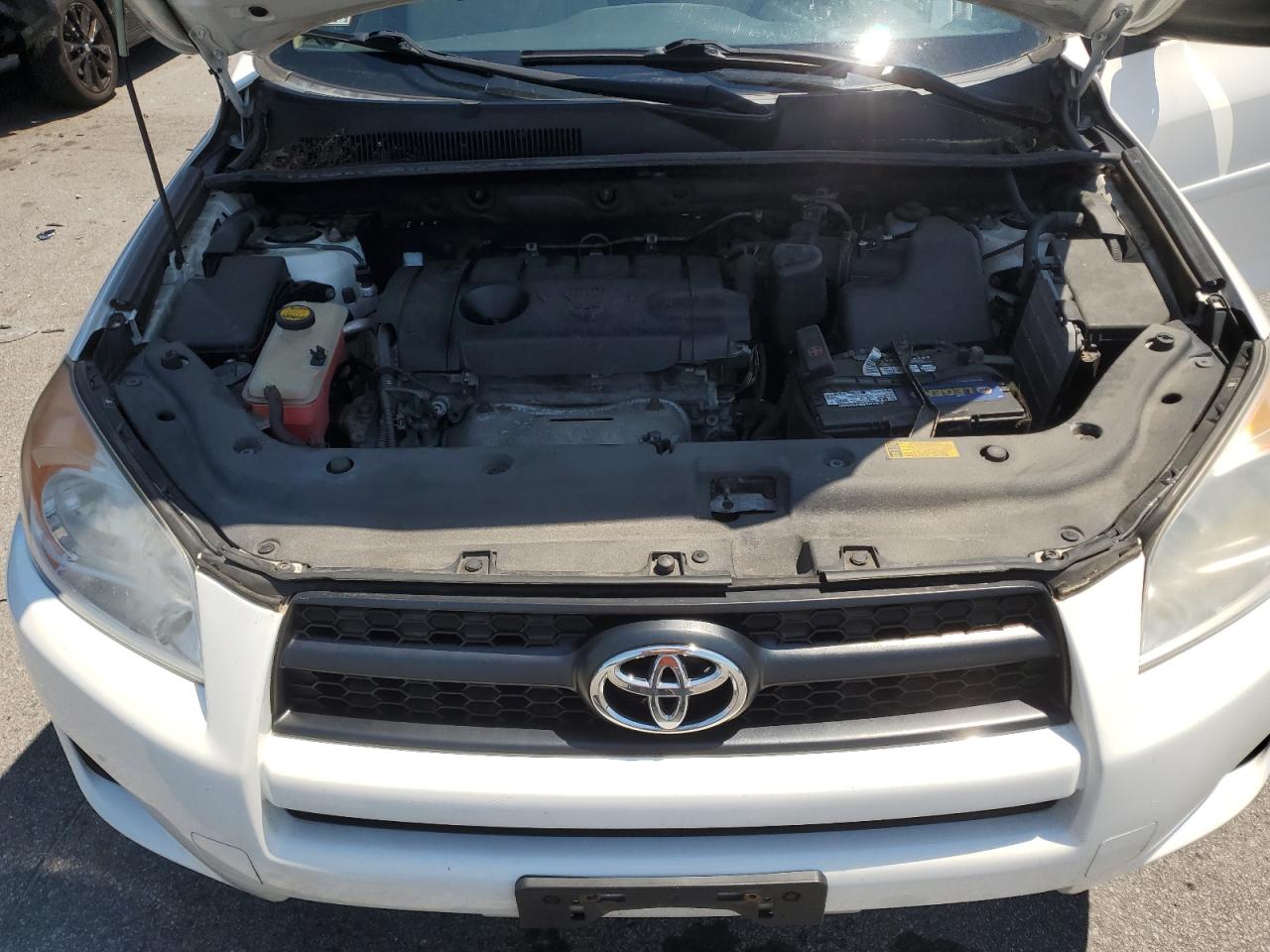 2T3BF4DV2BW162036 2011 Toyota Rav4