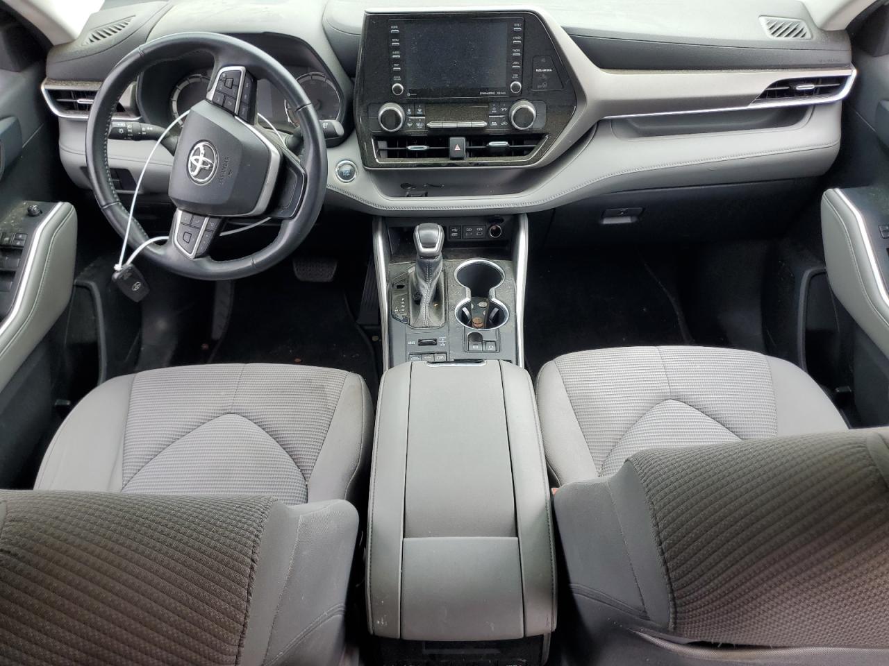 5TDBZRBHXNS578178 2022 Toyota Highlander L