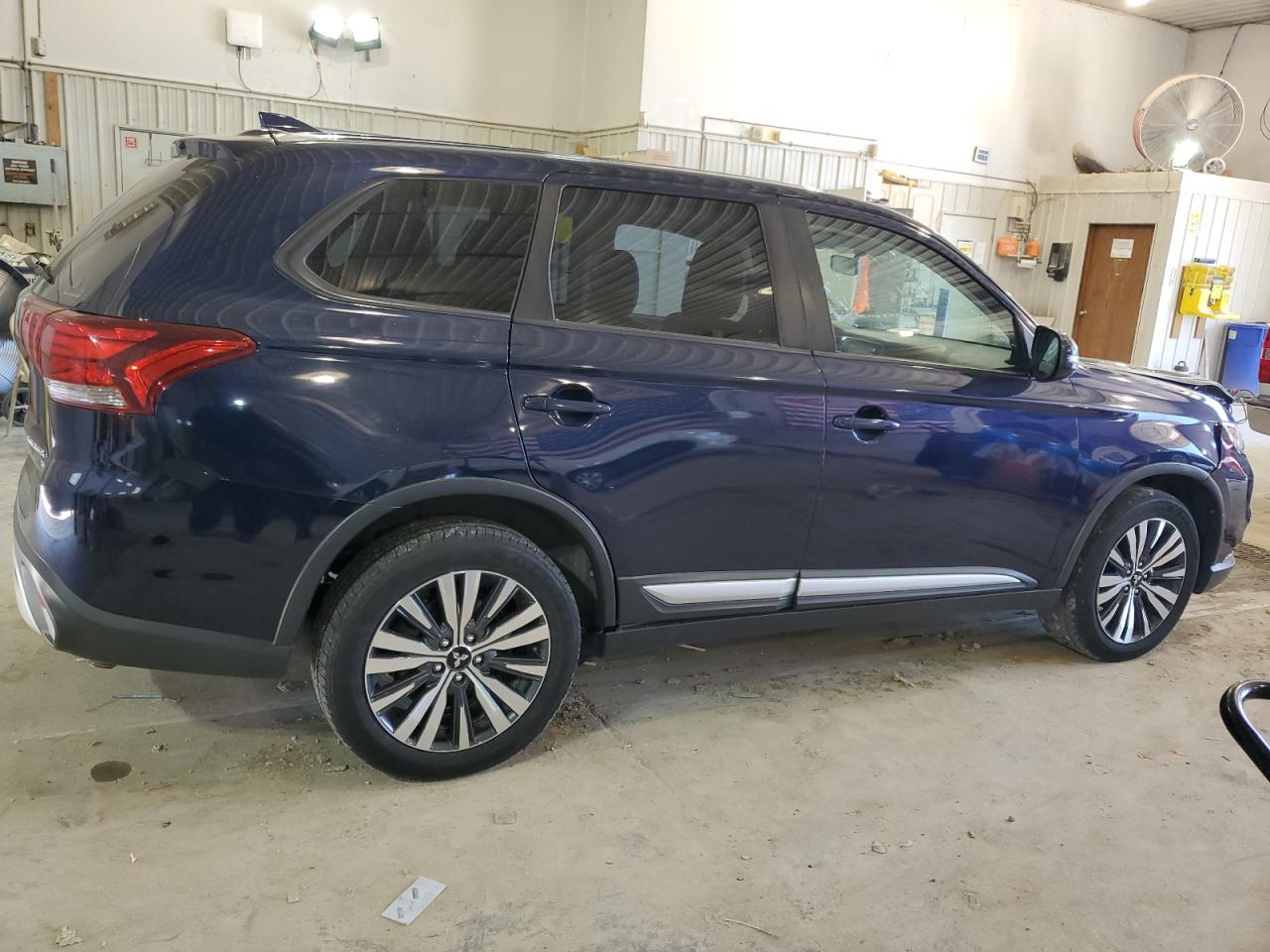 JA4AZ3A38KZ046382 MITSUBISHI OUTLANDER 2019