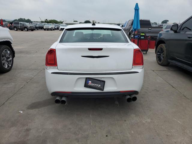 2016 Chrysler 300 Limited VIN: 2C3CCAAG0GH135804 Lot: 57135654