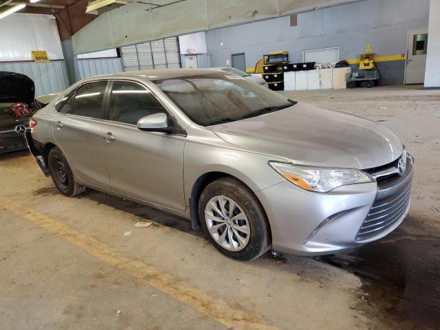 VIN 4T1BF1FK2FU105397 2015 Toyota Camry, LE no.4