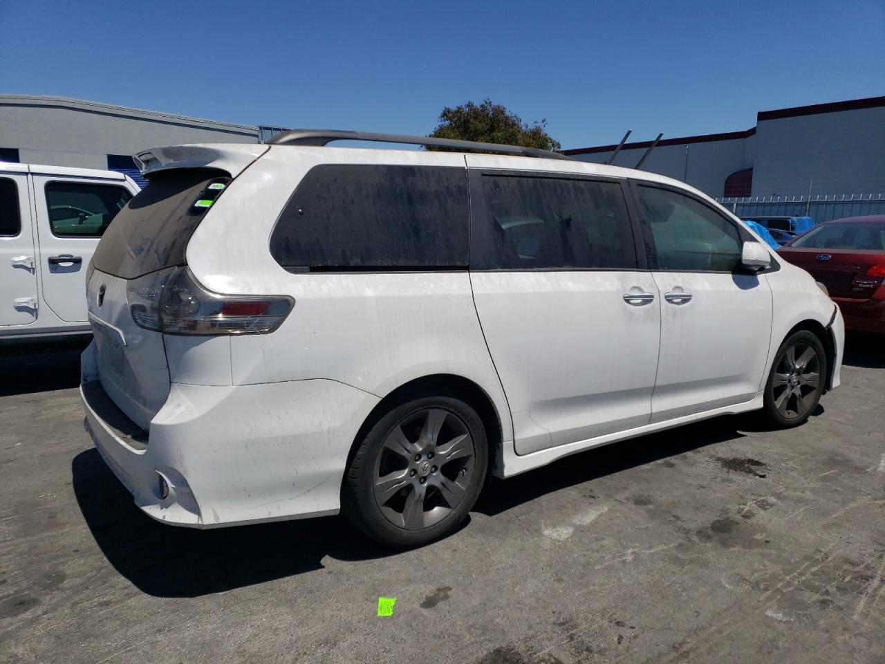 5TDXK3DC2GS740509 2016 Toyota Sienna Se