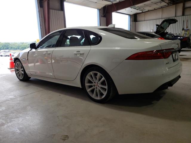 VIN SAJBL4BV7GCY11479 2016 Jaguar XF, R - Sport no.2