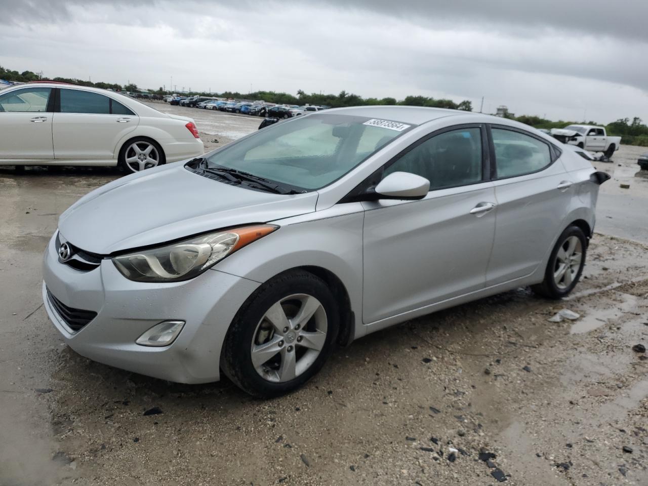 KMHDH4AE7DU794033 2013 Hyundai Elantra Gls