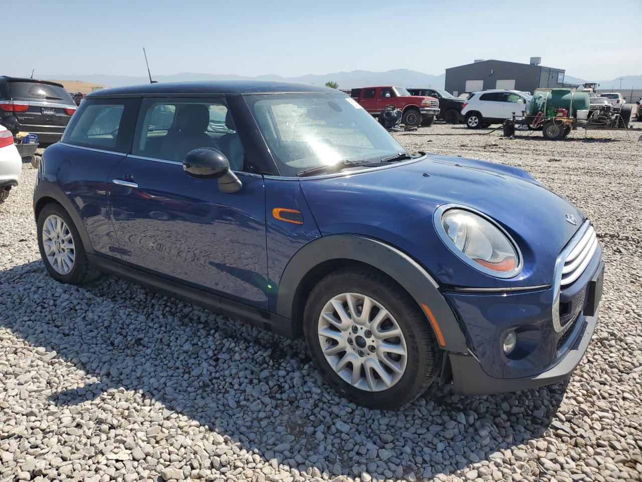 2015 Mini Cooper vin: WMWXM5C51F3B34322