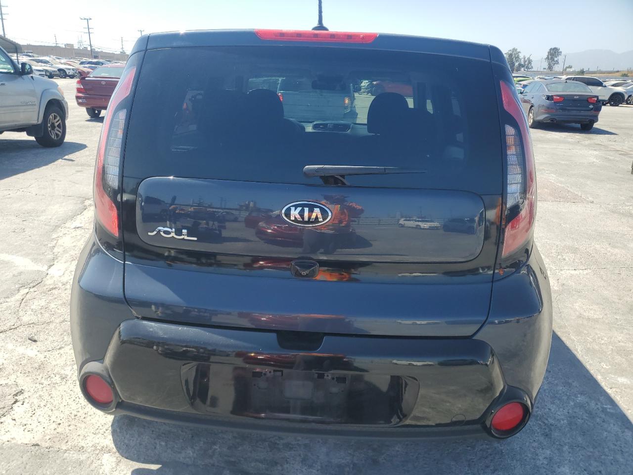 KNDJP3A56G7240392 2016 Kia Soul +