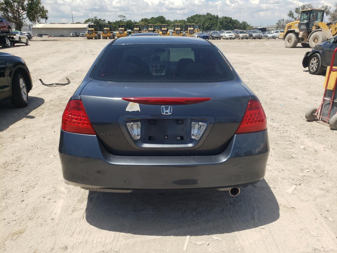 3HGCM56476G702167 2006 Honda Accord Lx