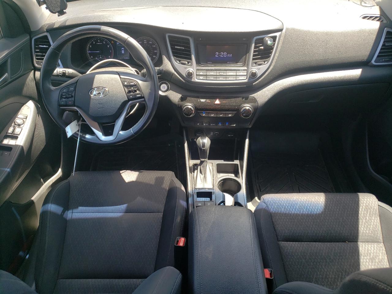 KM8J3CA21HU266236 2017 Hyundai Tucson Limited