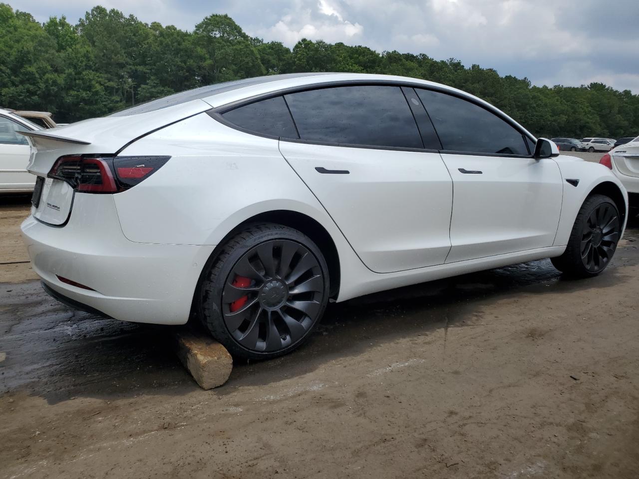 2021 Tesla Model 3 vin: 5YJ3E1EC0MF020358