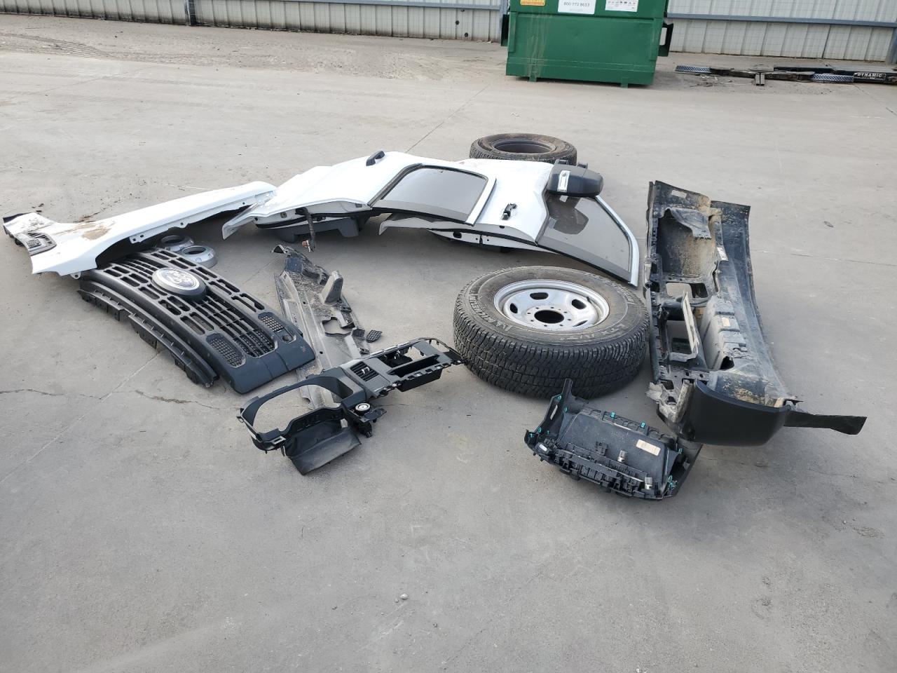 1FT8W2BM7PEC11321 FORD F250 2023