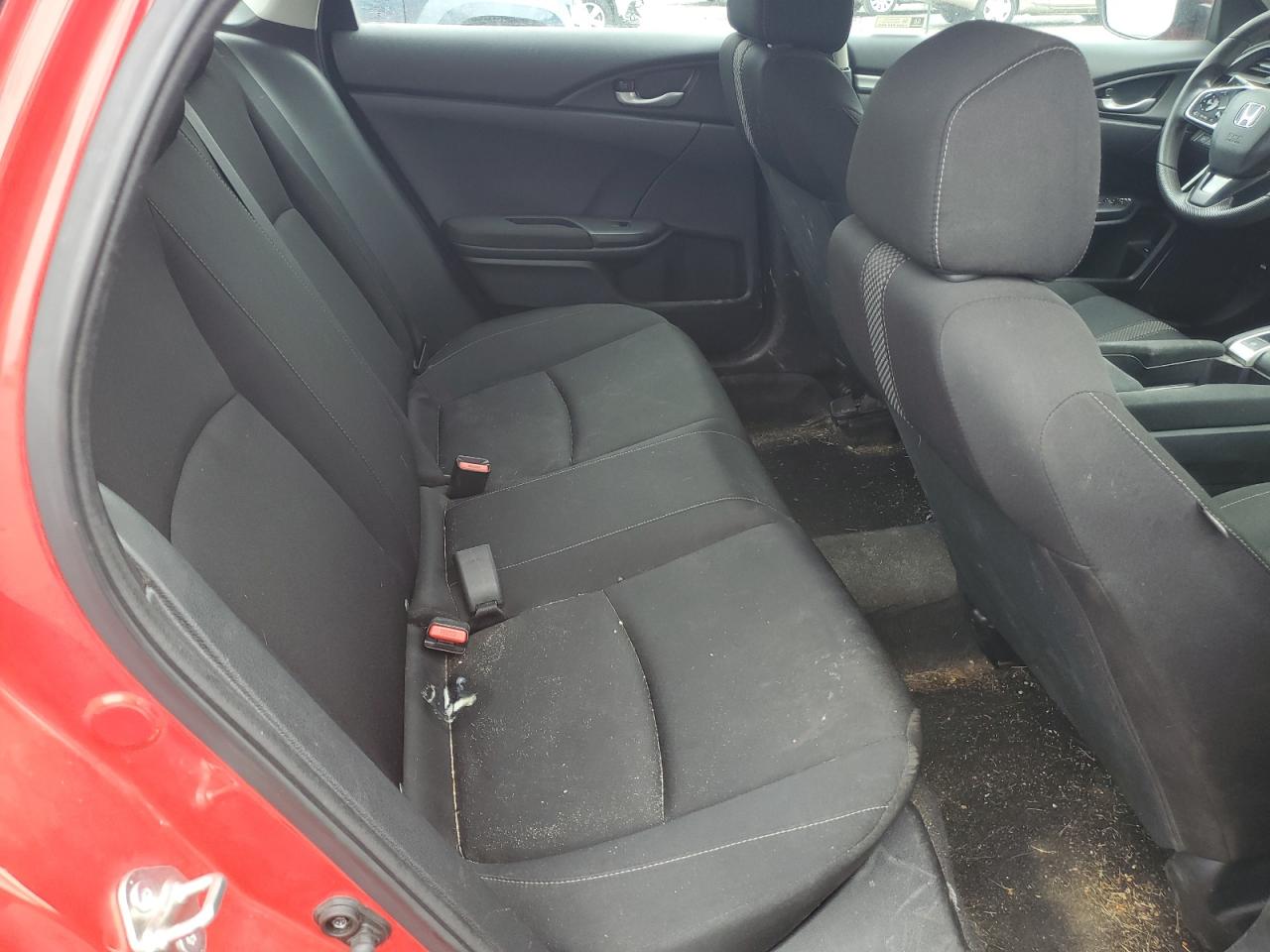 2HGFC2F60KH592332 2019 Honda Civic Lx