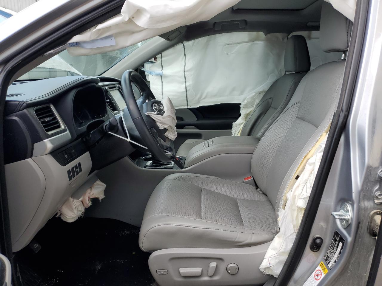 5TDDKRFH9FS138817 2015 Toyota Highlander Limited