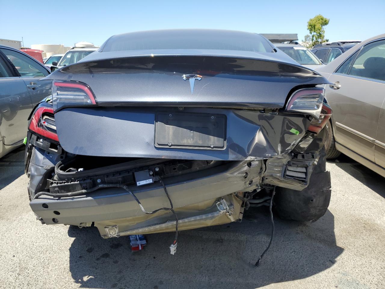 5YJ3E1EA2KF300844 2019 Tesla Model 3