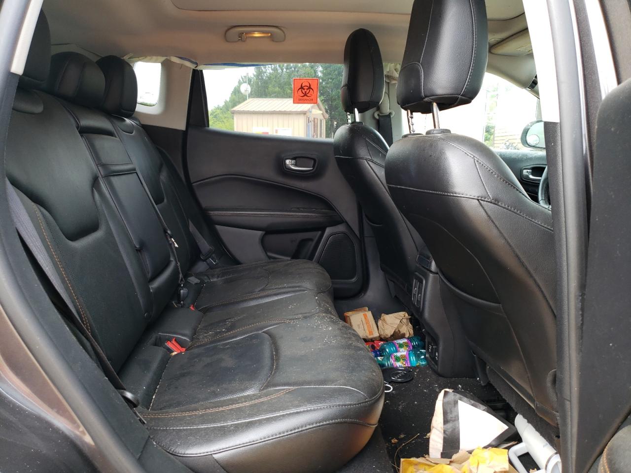 3C4NJDCB1JT329950 2018 Jeep Compass Limited