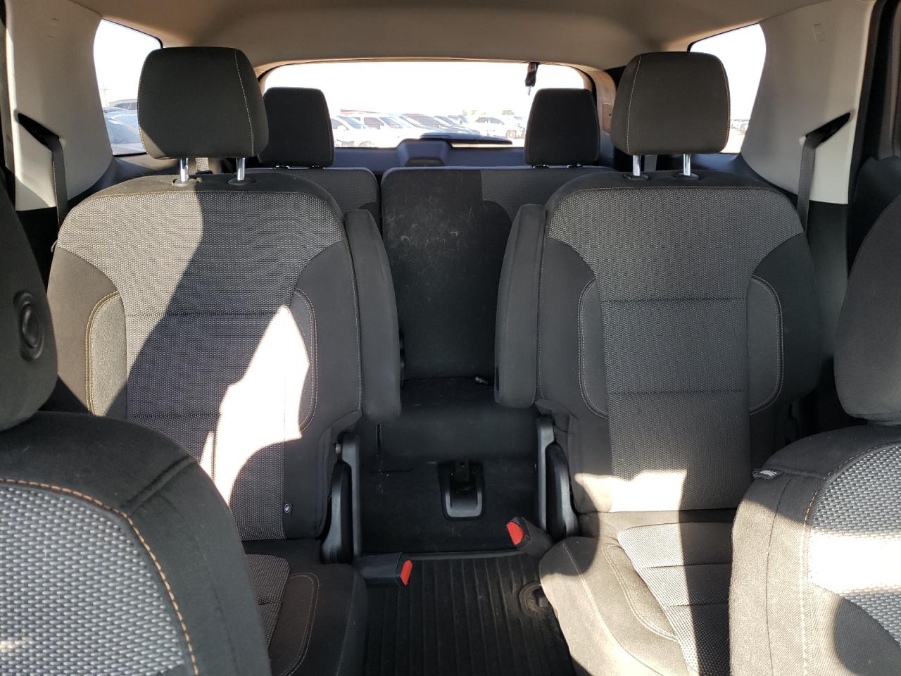 1GNERGKW8KJ204958 2019 Chevrolet Traverse Lt