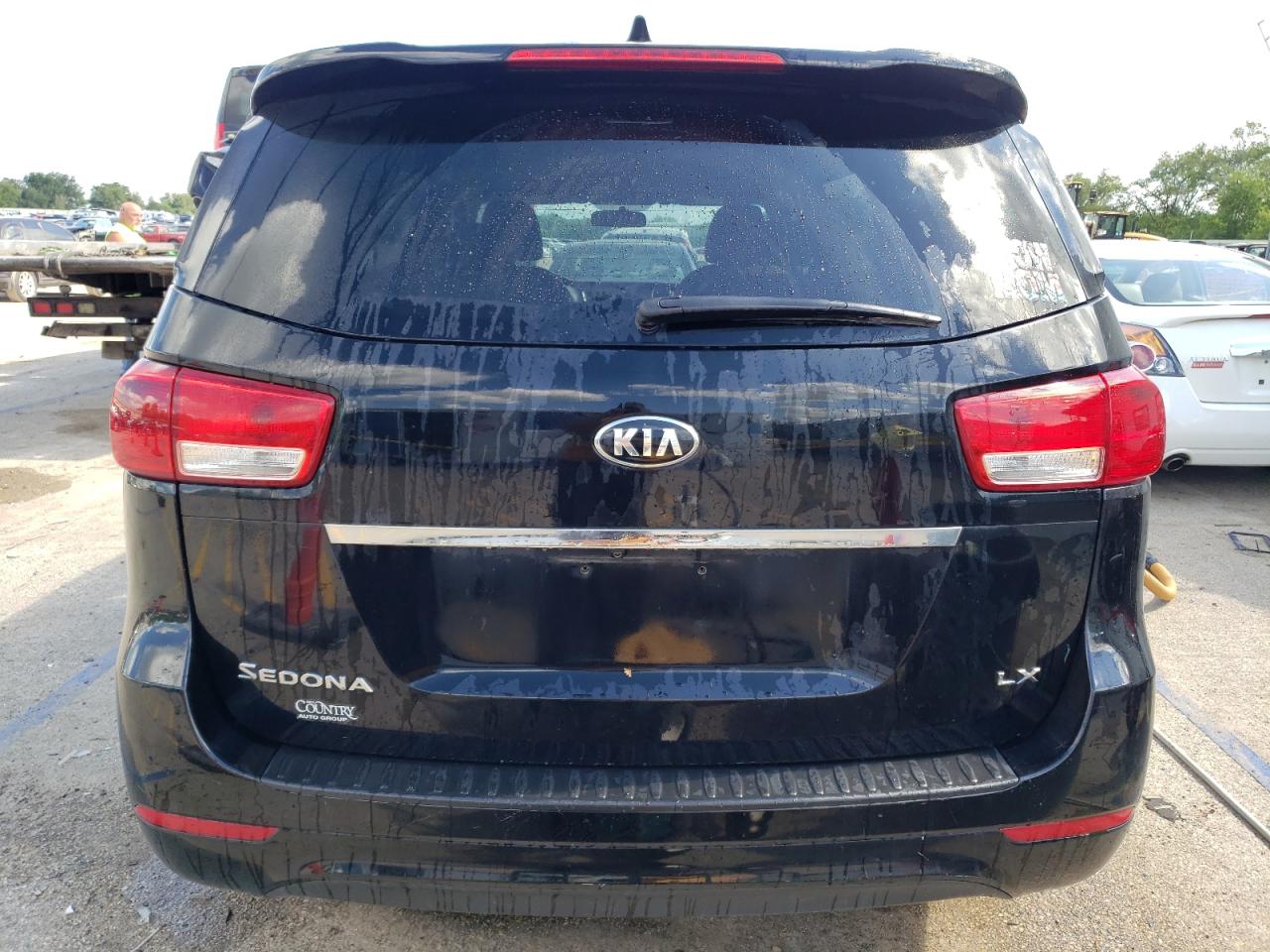 KNDMB5C13H6226815 2017 Kia Sedona Lx