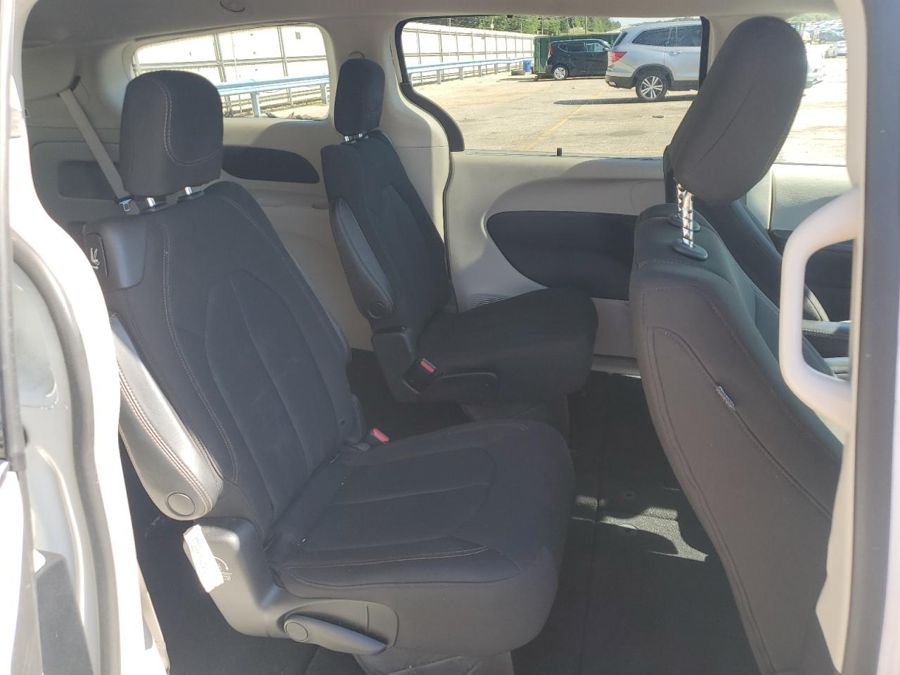 2C4RC1FG5LR210208 2020 Chrysler Pacifica Touring