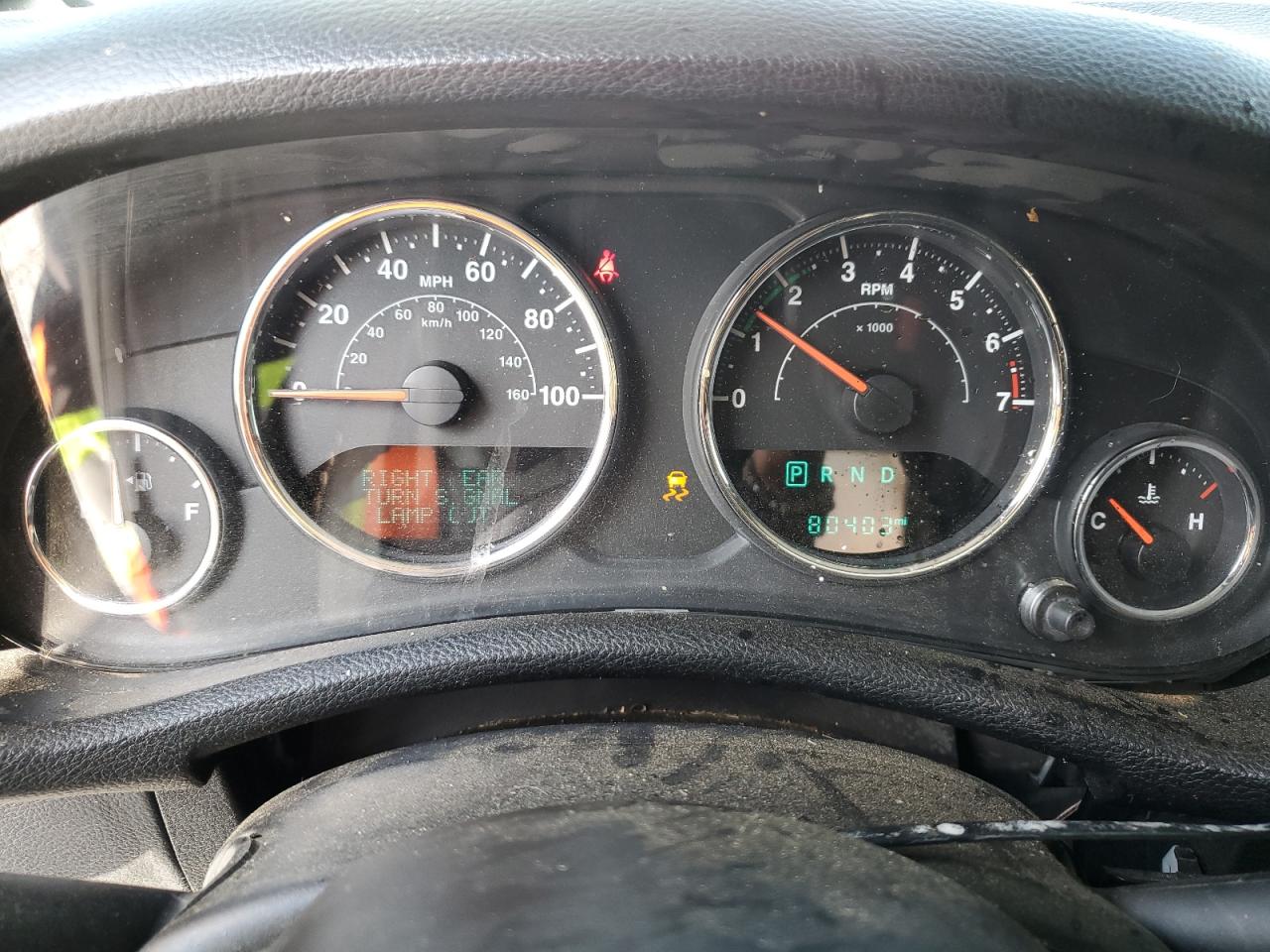 1C4BJWDG8FL573218 2015 Jeep Wrangler Unlimited Sport