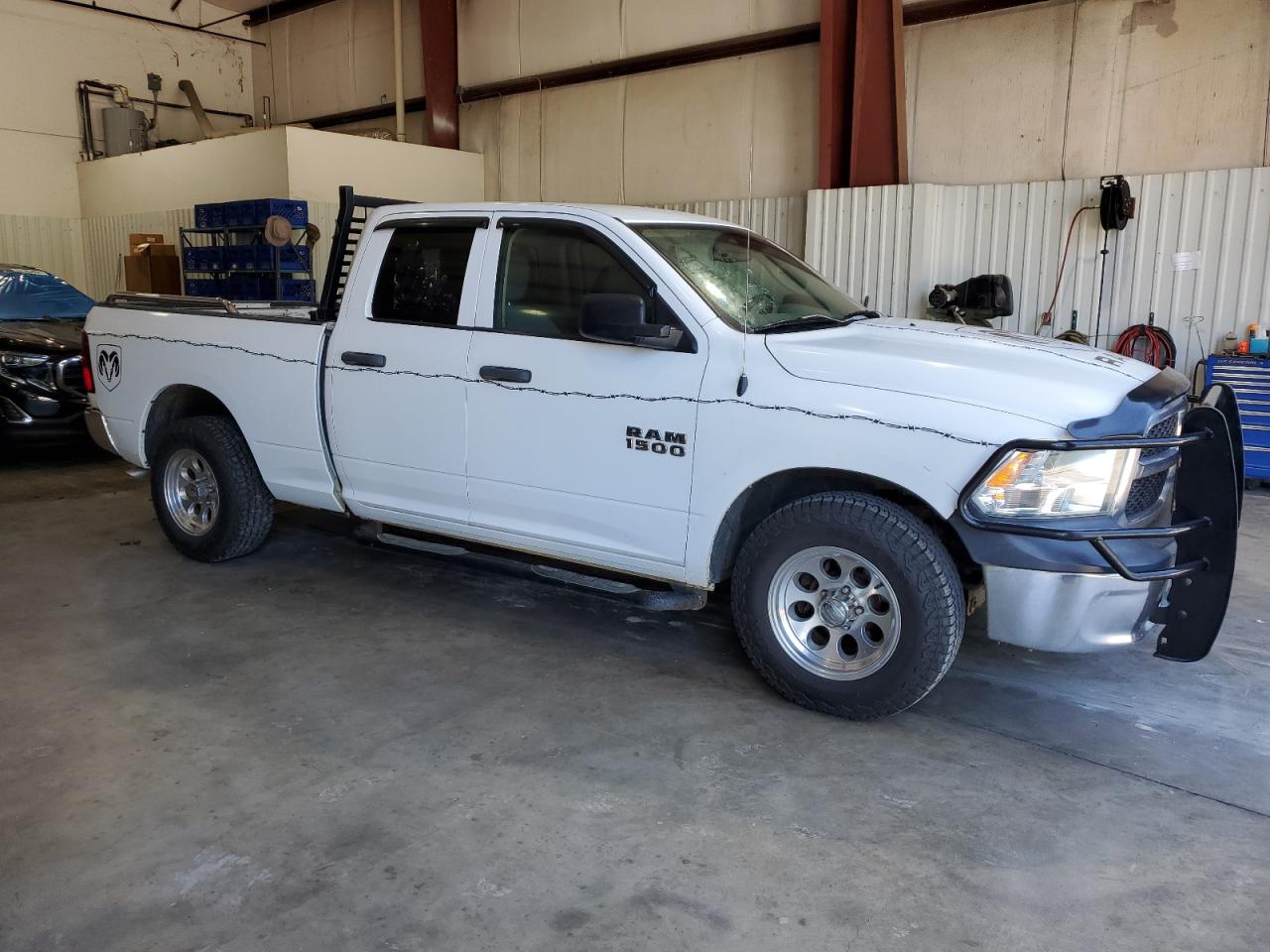 2018 Ram 1500 St vin: 1C6RR6FG7JS210919