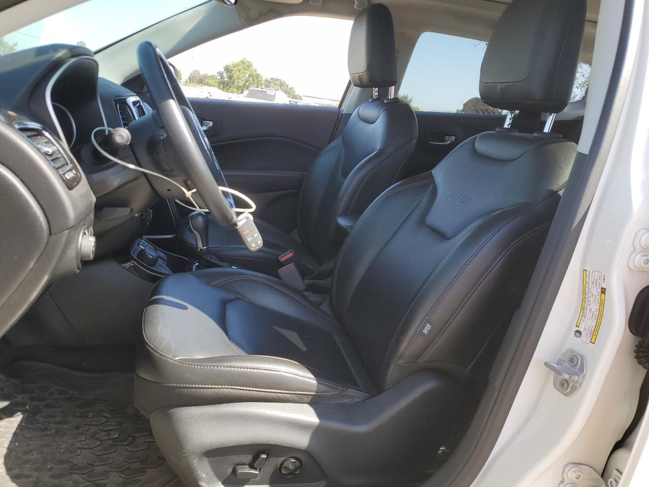 3C4NJDCB6JT298422 2018 Jeep Compass Limited