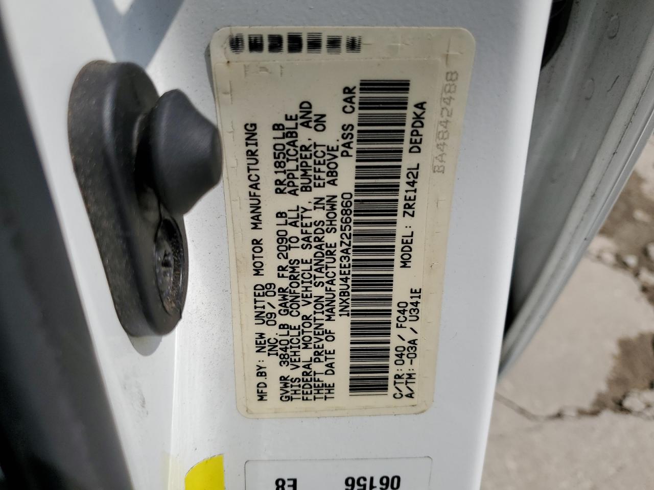 1NXBU4EE3AZ256860 2010 Toyota Corolla Base