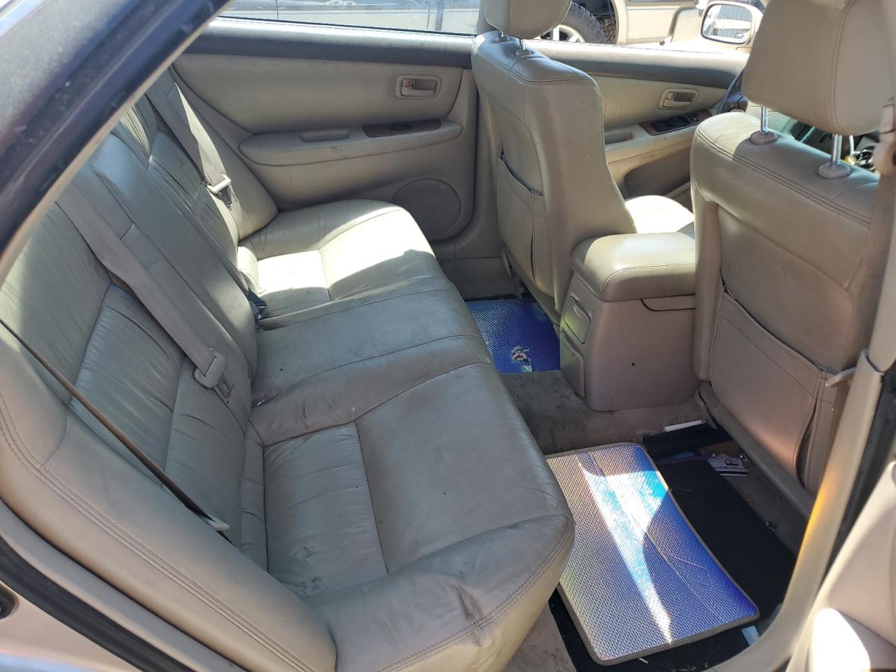 JT8BF28G7W5049596 1998 Lexus Es 300