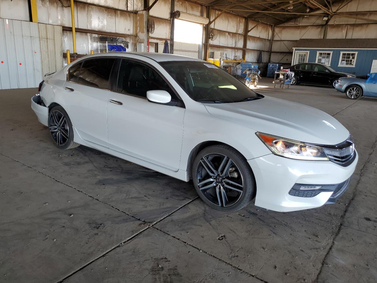 1HGCR2F50HA242733 HONDA ACCORD 2017