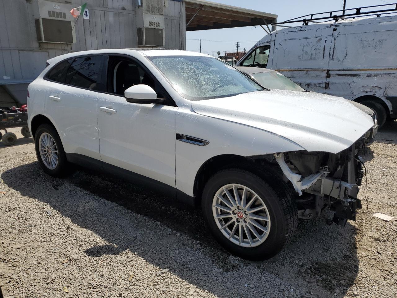 SADCS2BV5HA494586 JAGUAR F-PACE 2017
