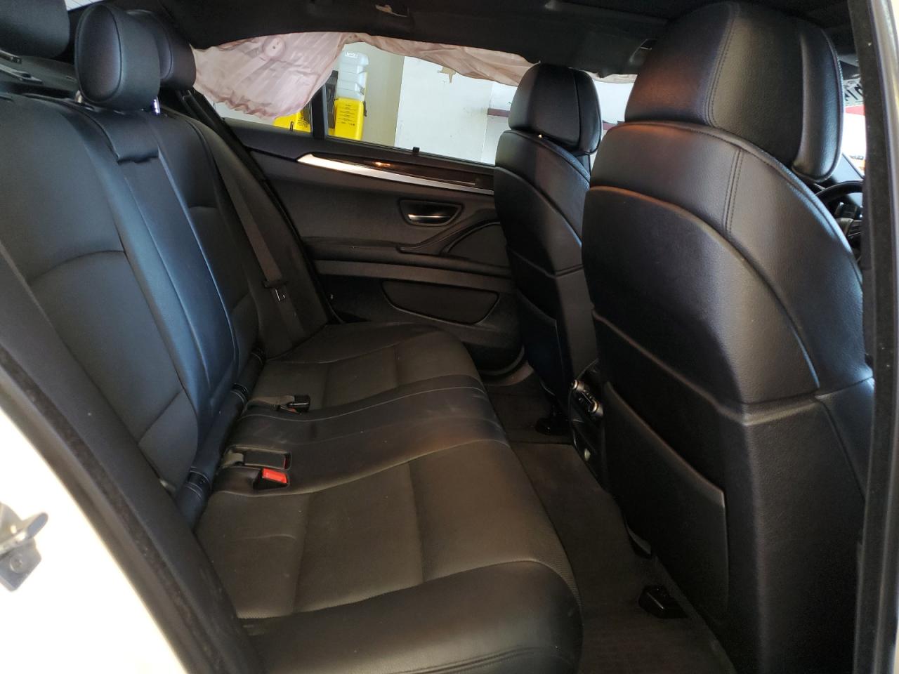 WBAFU9C53CDY70166 2012 BMW 550 Xi