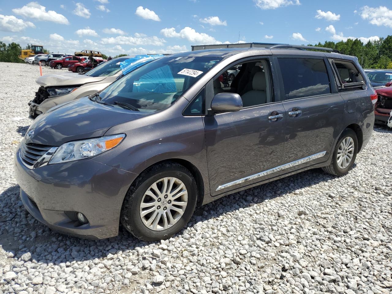 5TDYK3DC5CS219170 2012 Toyota Sienna Xle