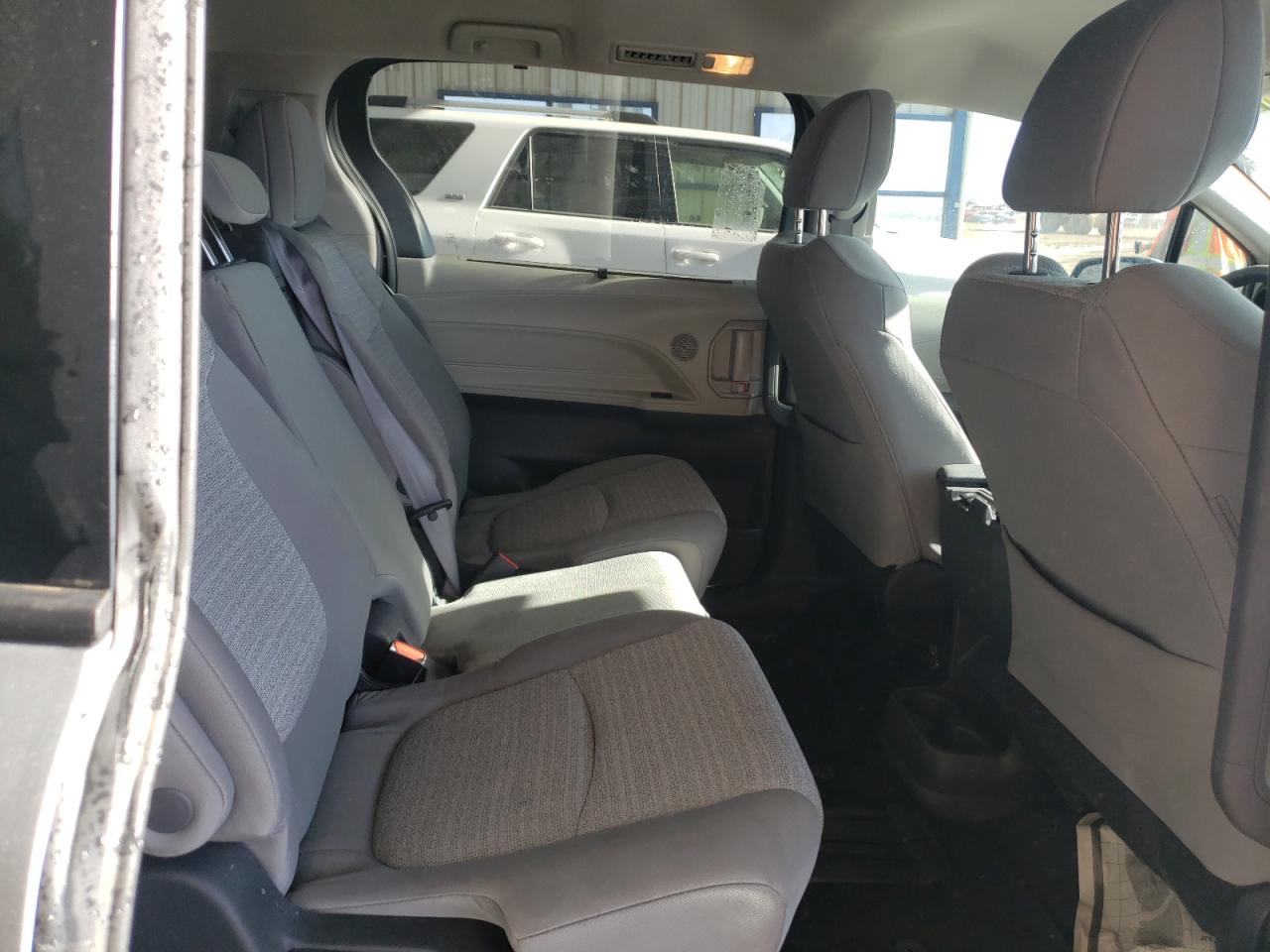 5TDKRKEC7NS110111 2022 Toyota Sienna Le