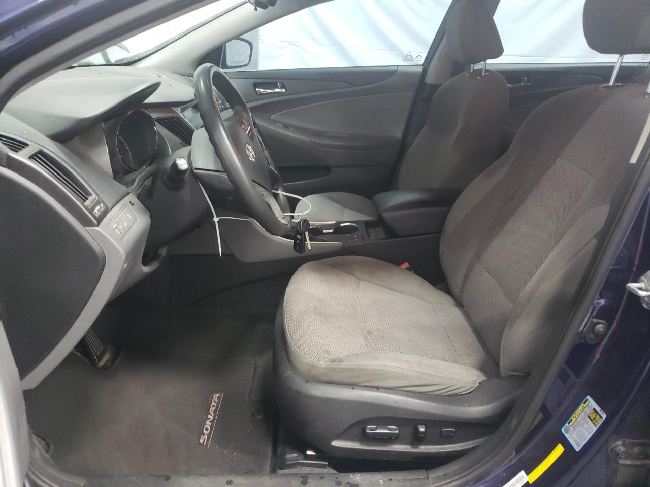 5NPEB4AC4DH734231 2013 Hyundai Sonata Gls