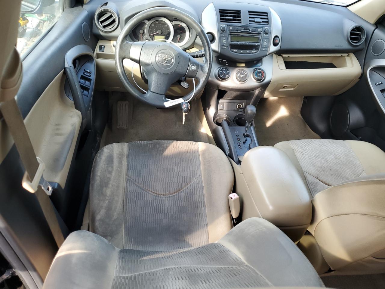 JTMZF4DV6BD030828 2011 Toyota Rav4