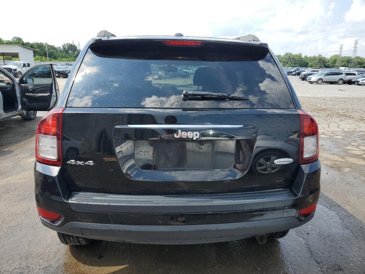1C4NJDEB9GD757826 2016 Jeep Compass Latitude