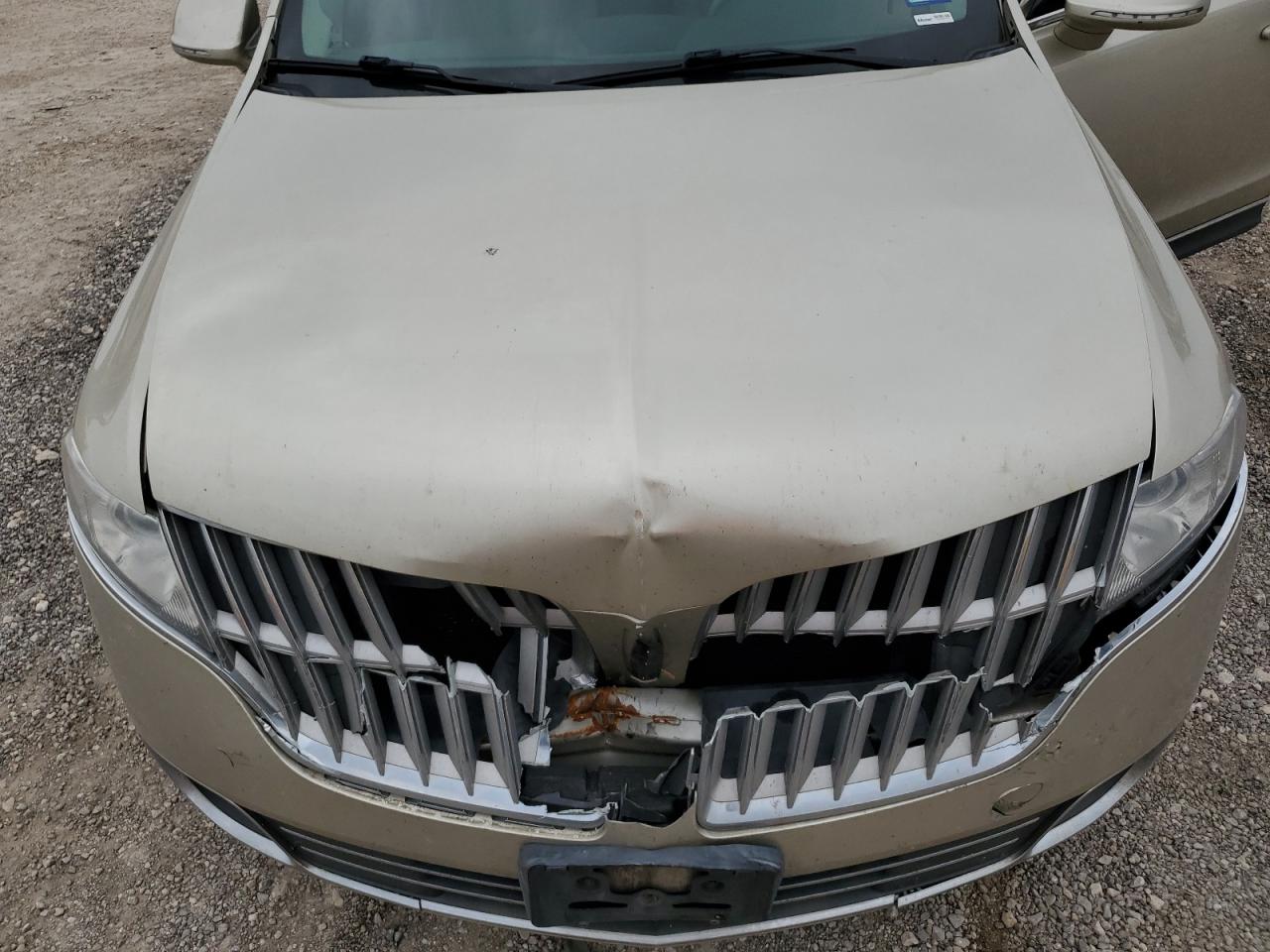 2LMHJ5FR0BBJ54048 2011 Lincoln Mkt