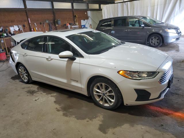 VIN 3FA6P0LU5KR145094 2019 Ford Fusion, SE no.4