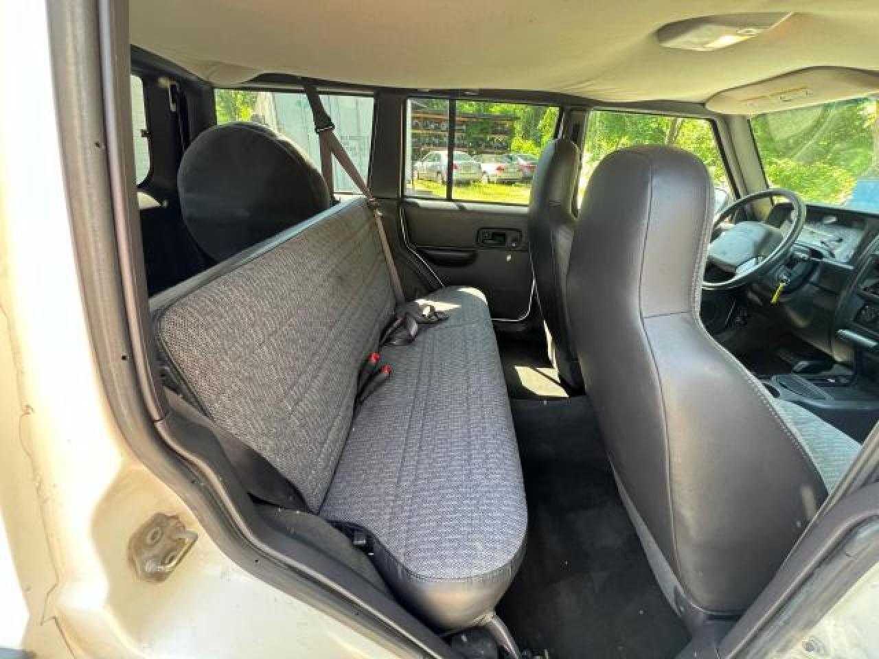 1J4FF48S51L505676 2001 Jeep Cherokee Sport