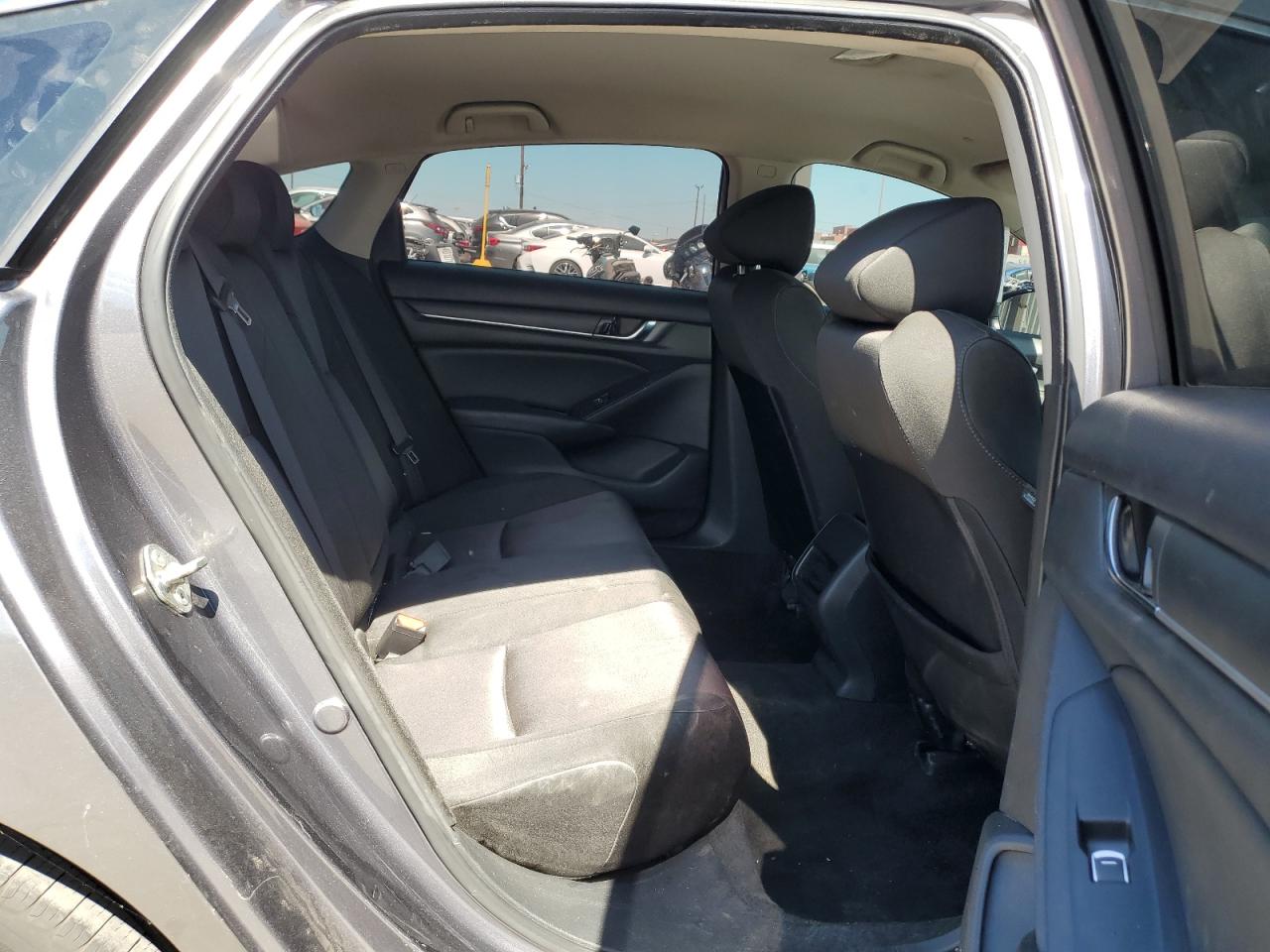1HGCV1F11KA135216 HONDA ACCORD 2019