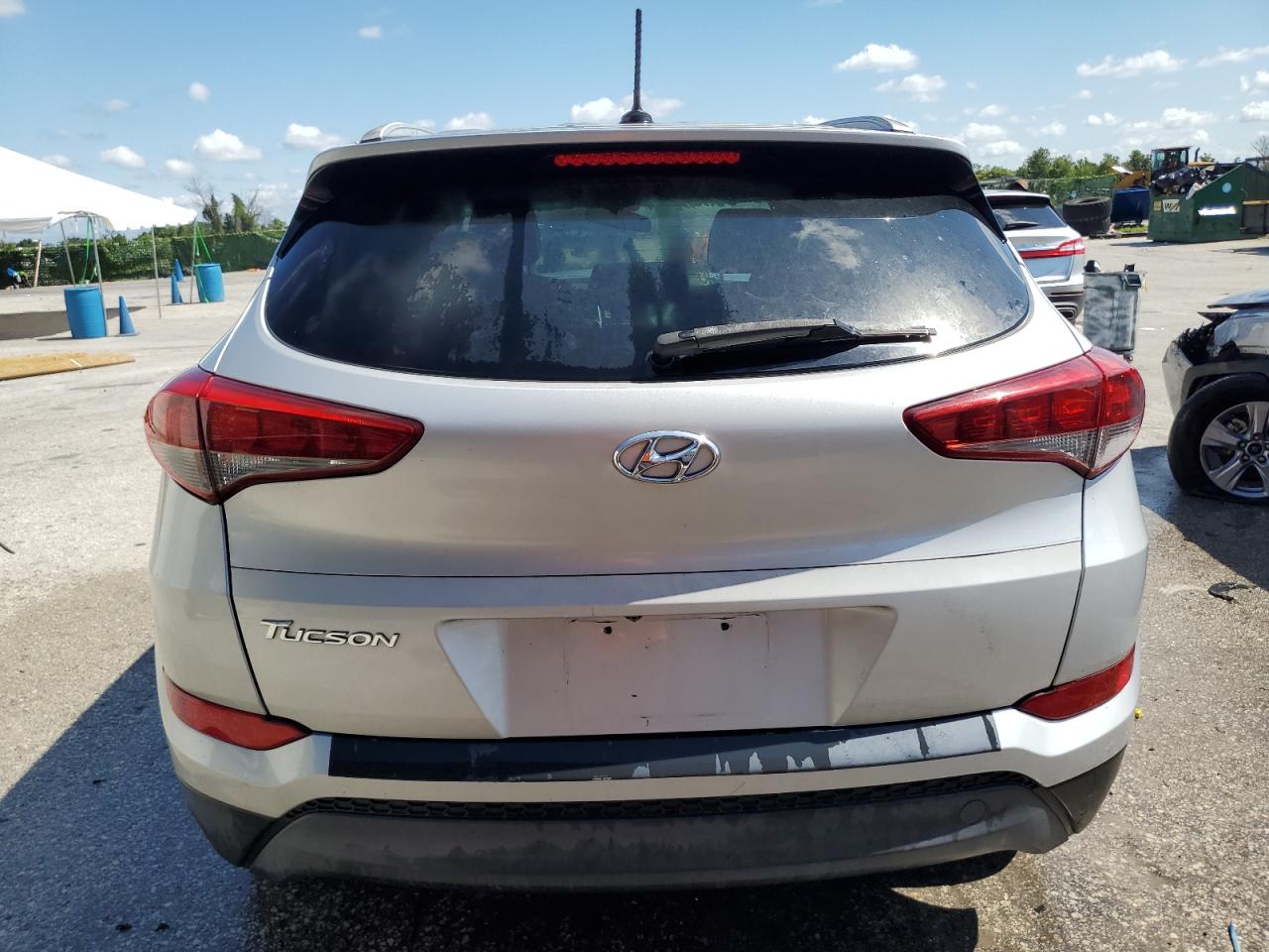 KM8J33A49GU136897 2016 Hyundai Tucson Limited