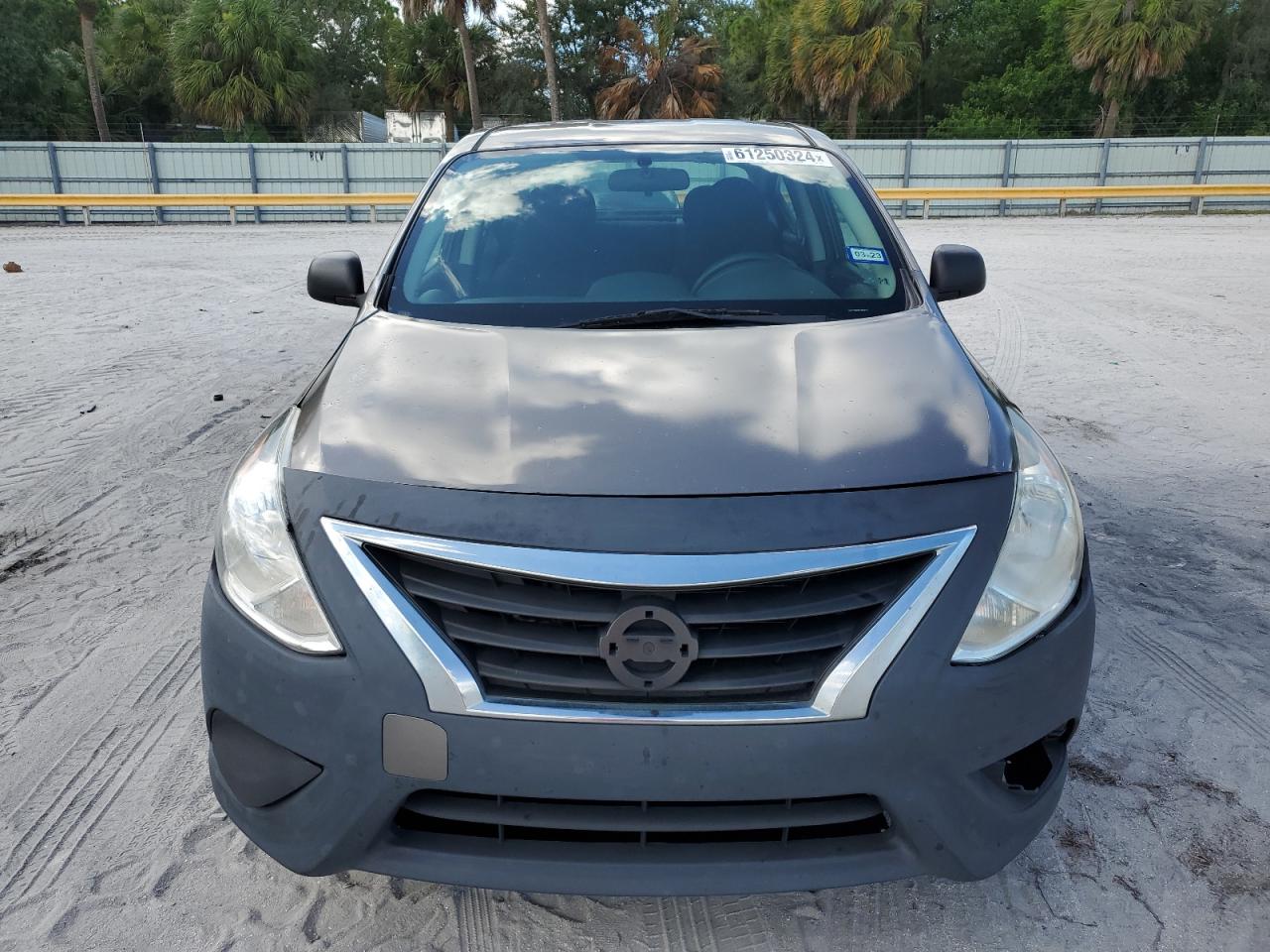 2015 Nissan Versa S vin: 3N1CN7AP0FL885673