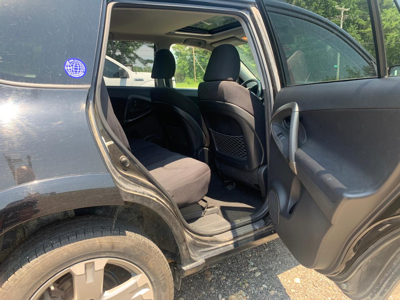 JTMRF4DVXA5018724 2010 Toyota Rav4 Sport