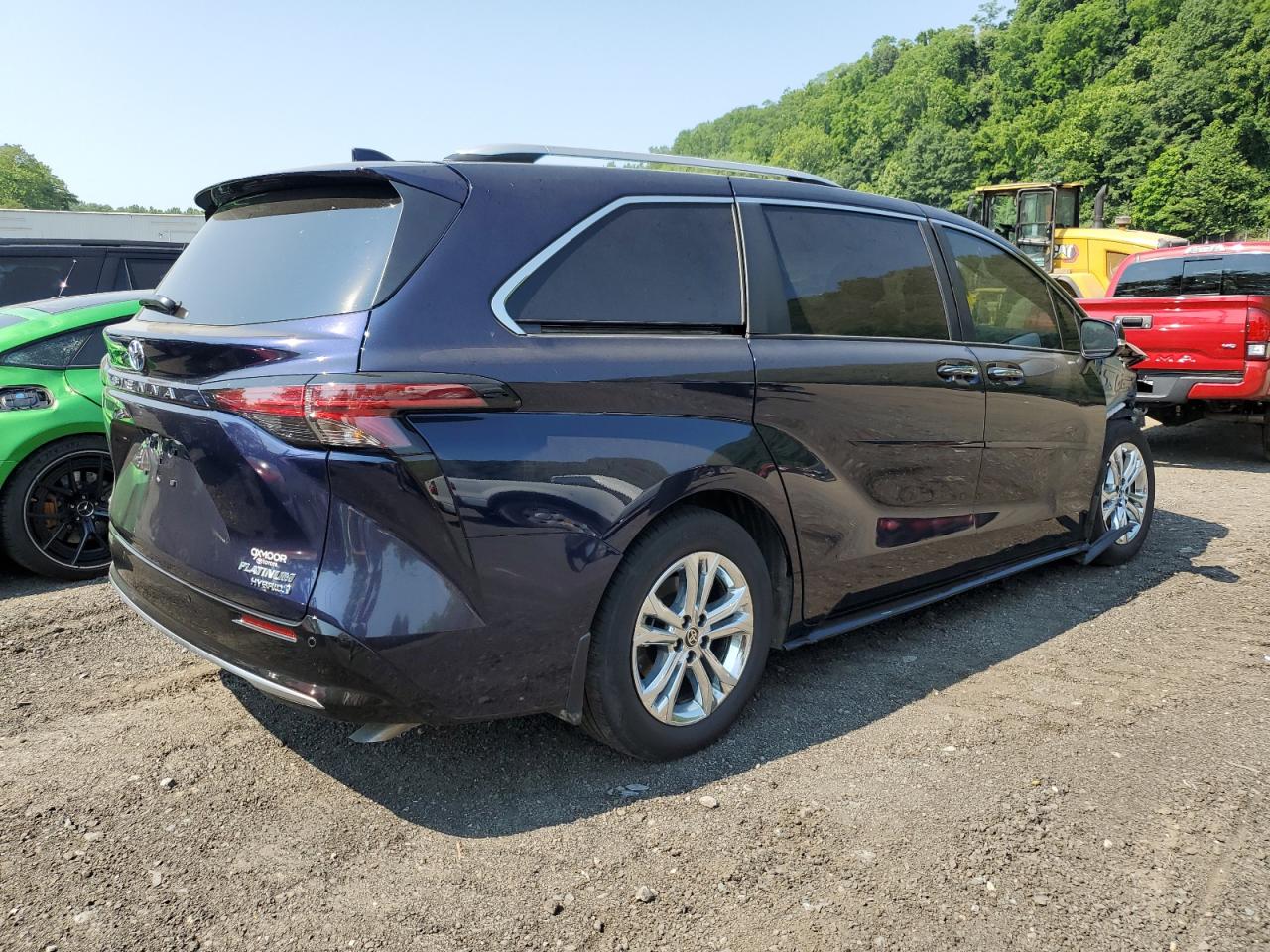 2024 Toyota Sienna Limited vin: 5TDESKFC5RS112624