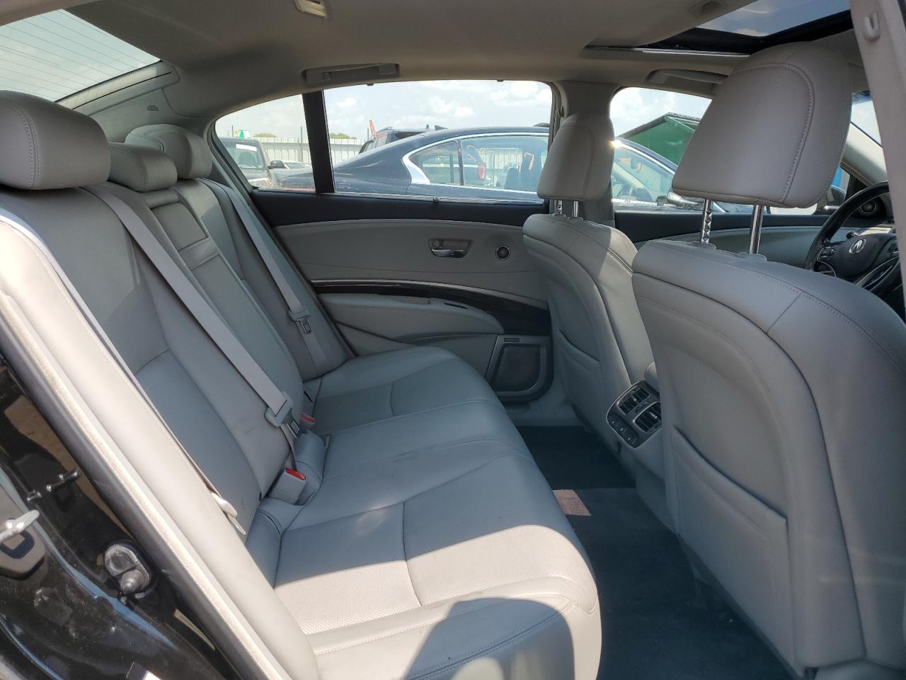 JH4KC1F93EC000509 2014 Acura Rlx Advance