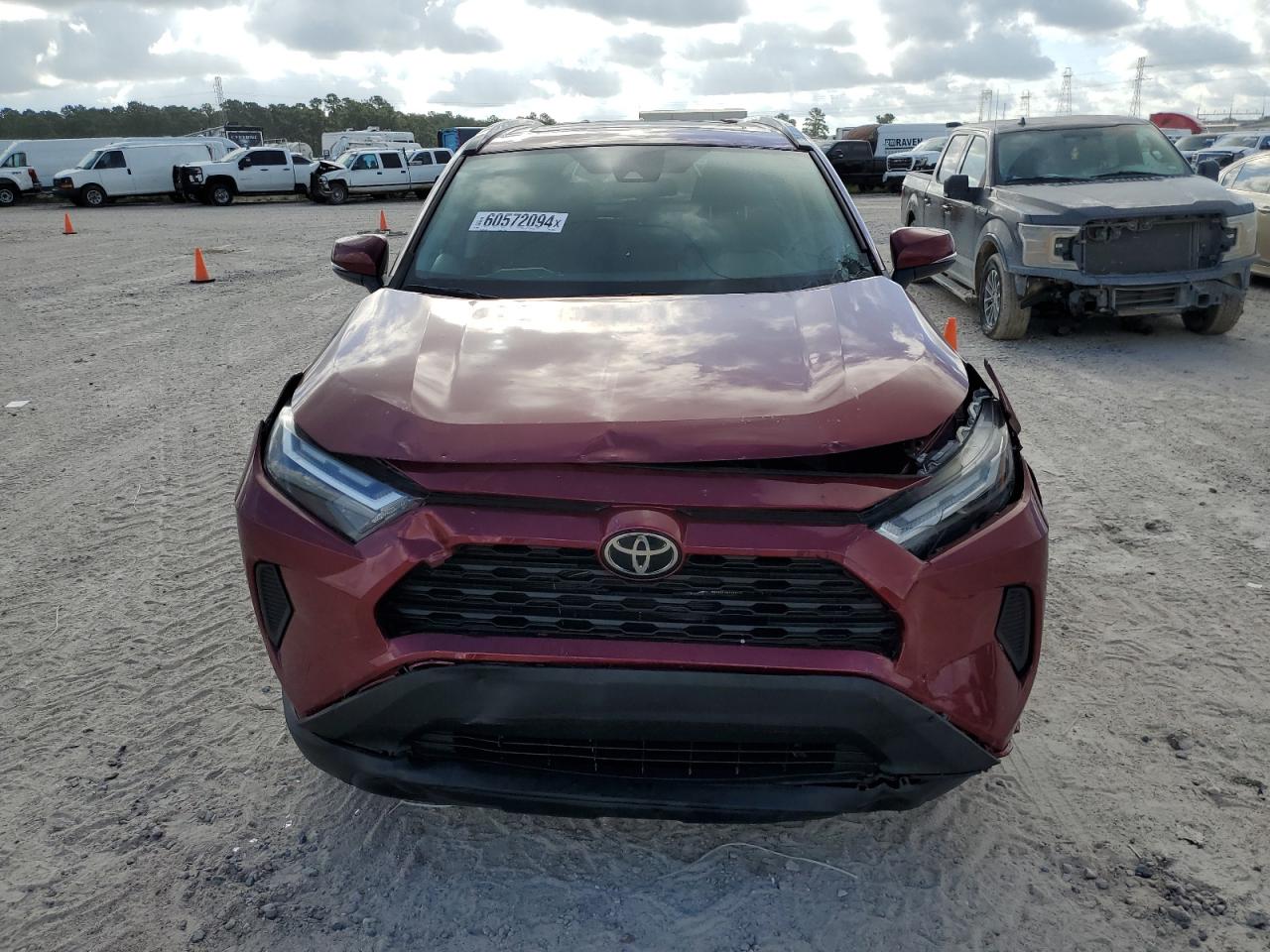 2022 Toyota Rav4 Xle vin: 2T3W1RFV1NW231281