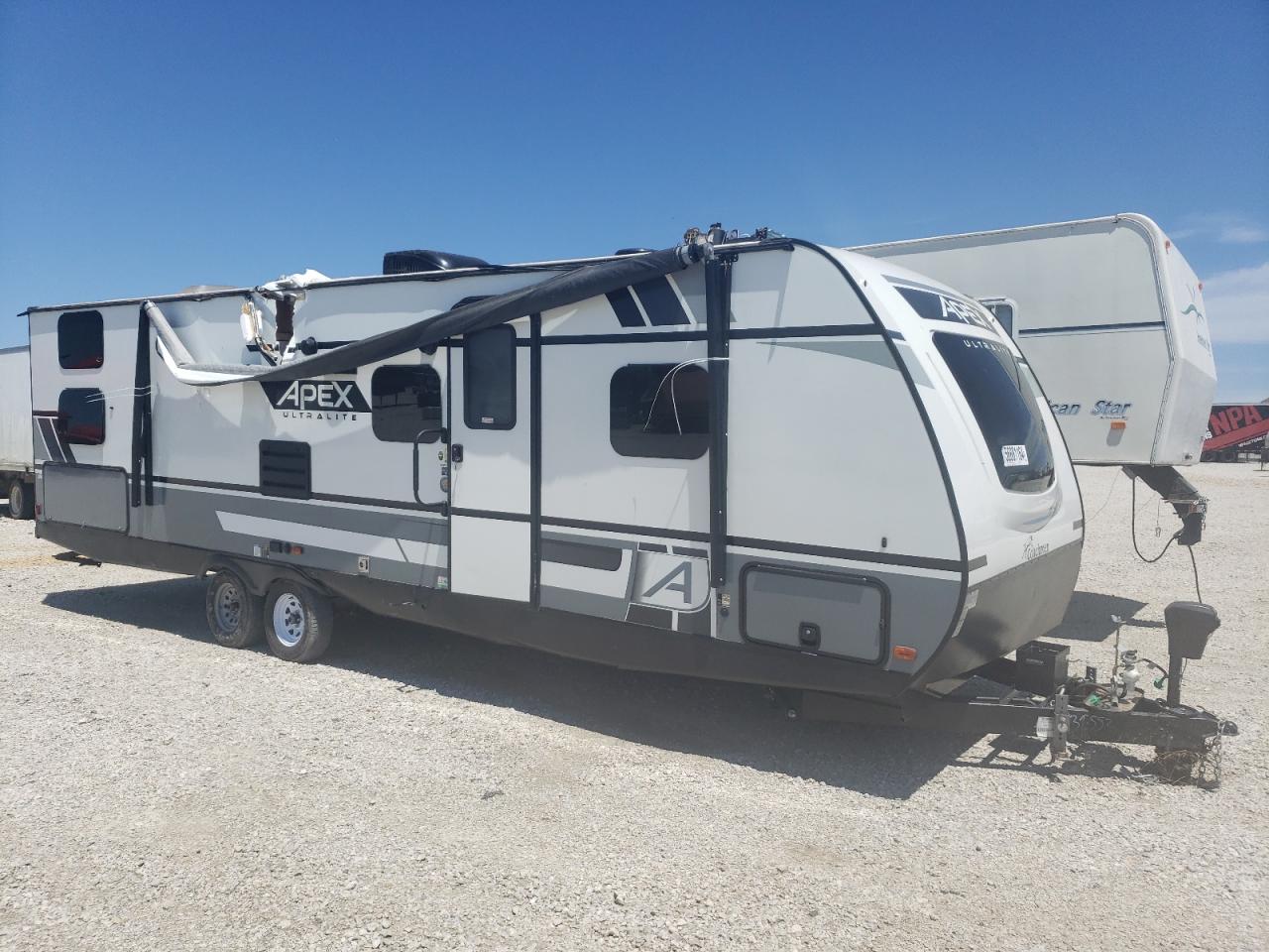 Forest River Coachmen Apex 2021 