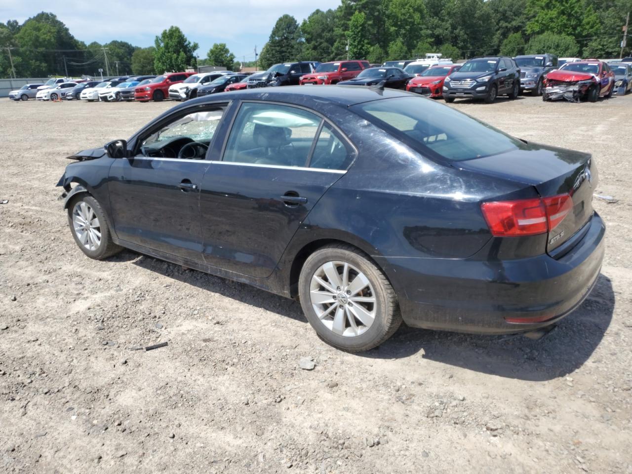 3VWD17AJ8FM413821 2015 Volkswagen Jetta Se