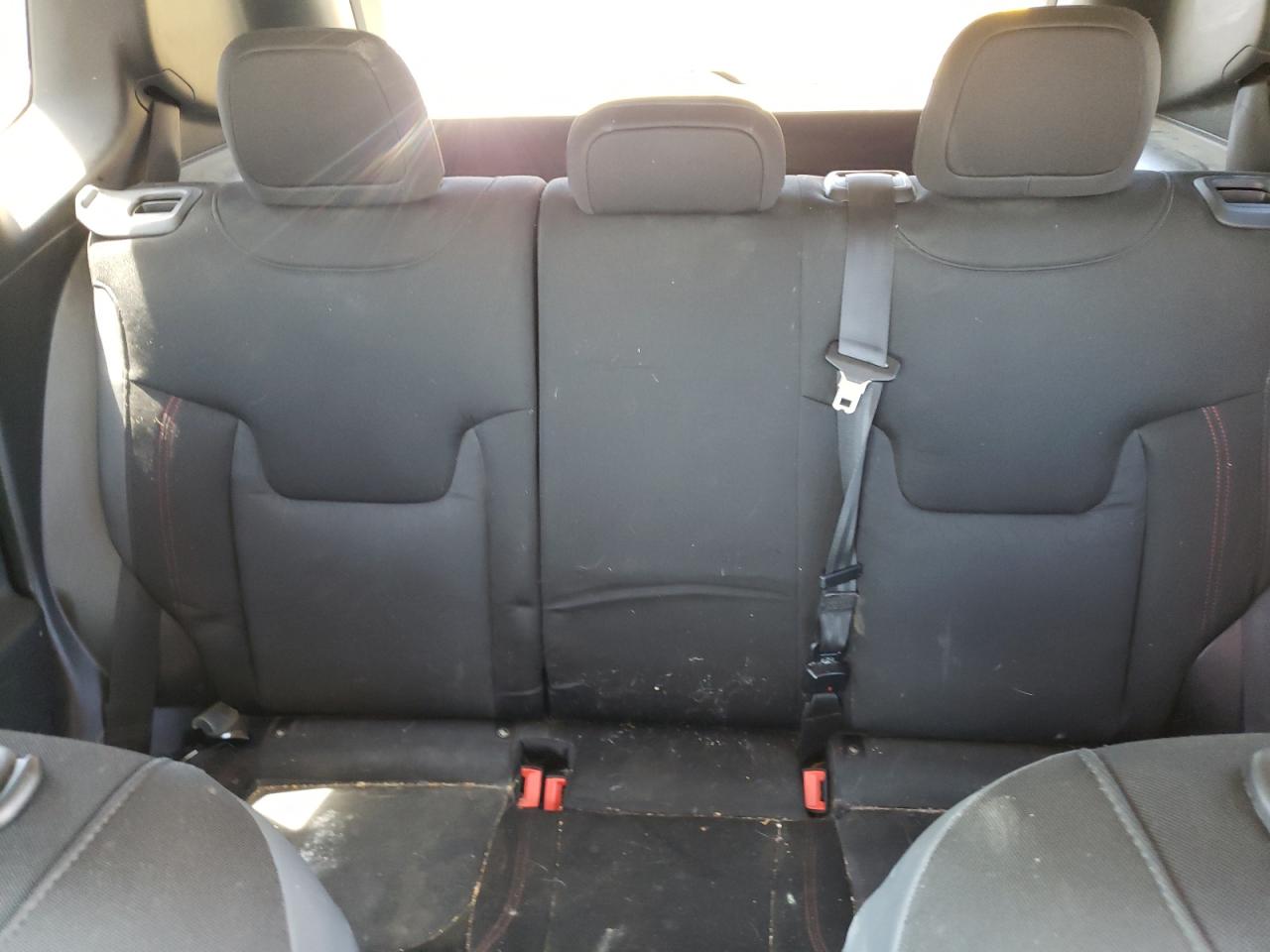 ZACCJBCB2HPE80390 2017 Jeep Renegade Trailhawk